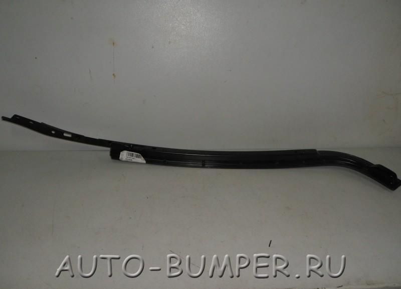 Volkswagen Golf 2006- Боковая накладка двери правой задней 1K6833300J