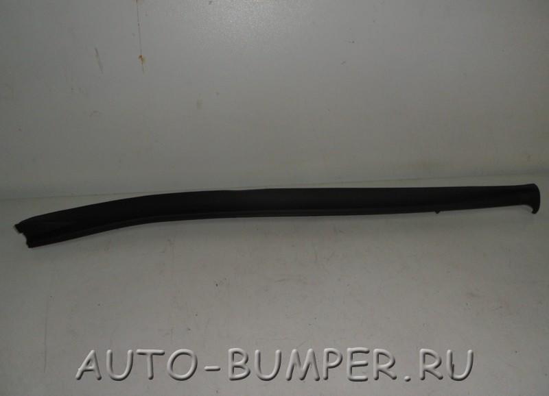 Volkswagen Golf 2004- Накладка двери задней правой 1K4837382C9B9