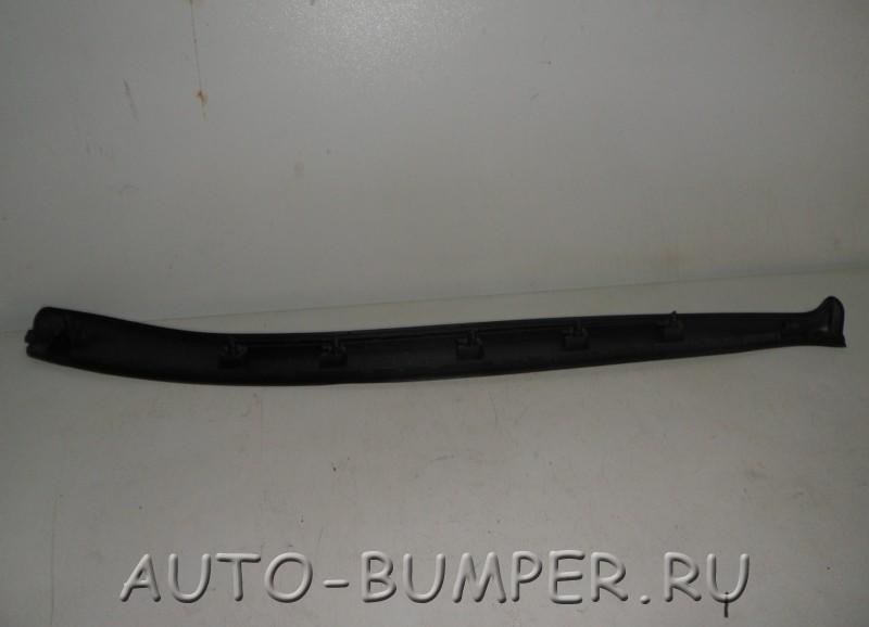 Volkswagen Golf 2004- Накладка двери задней правой 1K4837382C9B9
