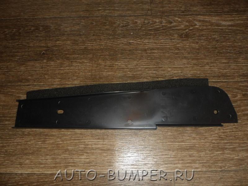 Ford Ranger 2006- Дефлектор радиатора правый WE0115796