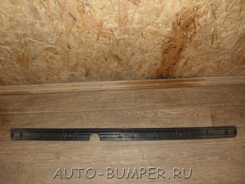 Volkswagen Gol BR 2004- Направляющая бампера заднего  377807245