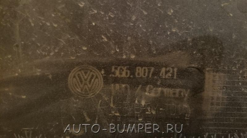 Volkswagen Golf 7 2012- Бампер задний 5G6807421
