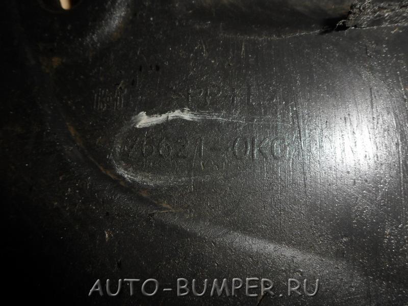 Toyota Hilux 2005- Брызговик передний правый 766210K030