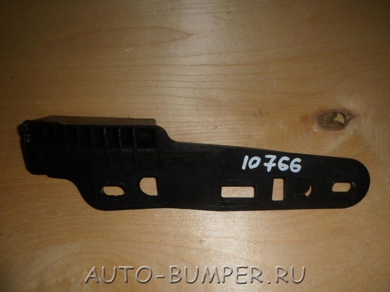 Porsche Cayenne 2010- Кронштейн накладки на порог правый 7P5853480