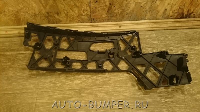 VW Passat B7 Направляющая переднего бампера правая 3AA807178