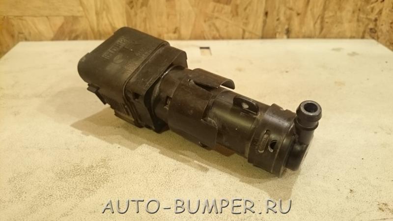 Mazda 3 BL 2009- Форсунка омывателя фары правая BBP25182XA, BBP25182X, 41356