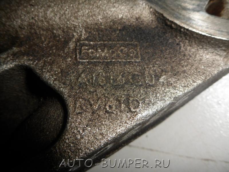 Кронштейн маслянного фильтра 1300663 5149304