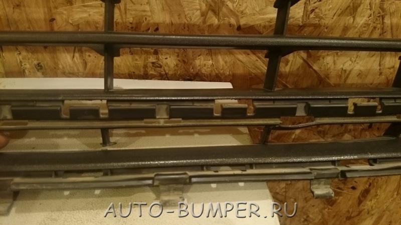 Volkswagen Golf 7 2013- Решетка бампера 5G0853677; 5G08536779B9