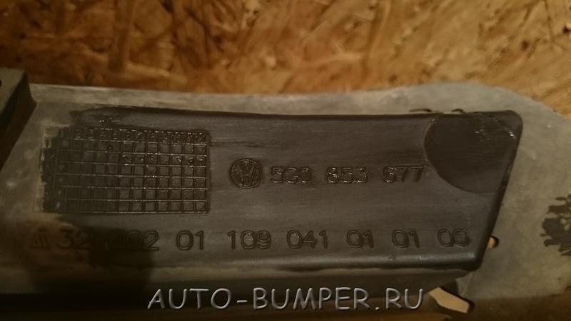 Volkswagen Golf 7 2013- Решетка бампера 5G0853677; 5G08536779B9