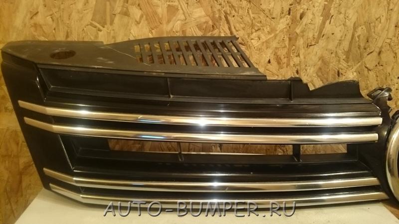 Volkswagen Tiguan 2011- Хром решетки радиатора  5N0853653E