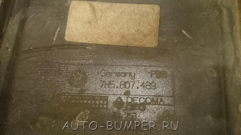 Volkswagen Transporter 2003- Вставка ПТФ левая 7H5807489; 7H5807489GRU