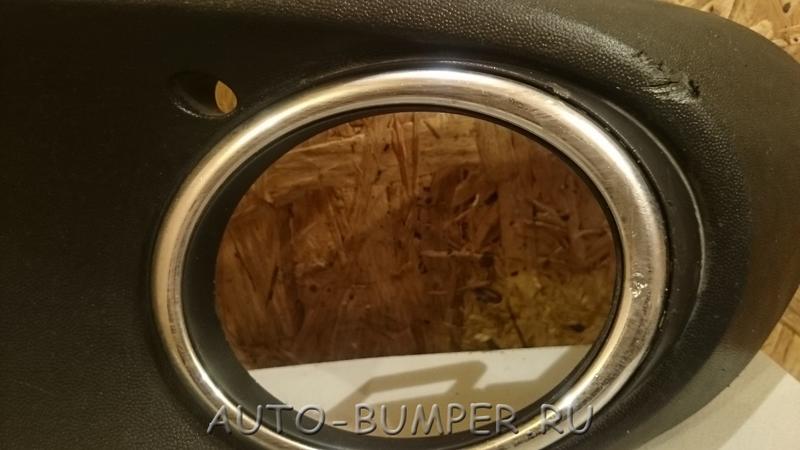 Volkswagen Polo Седан 2011- Вставка ПТФ правая 6RU853666B