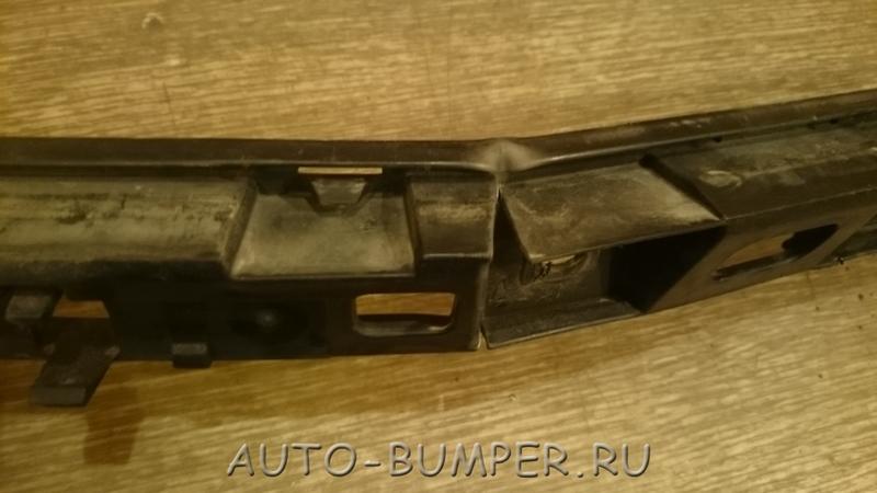 Volkswagen Passat B6 2006- Кронштейн бампера заднего центральный 3C5807861A