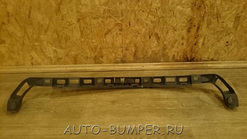 Volkswagen Passat B6 2006- Кронштейн бампера заднего центральный 3C5807861A
