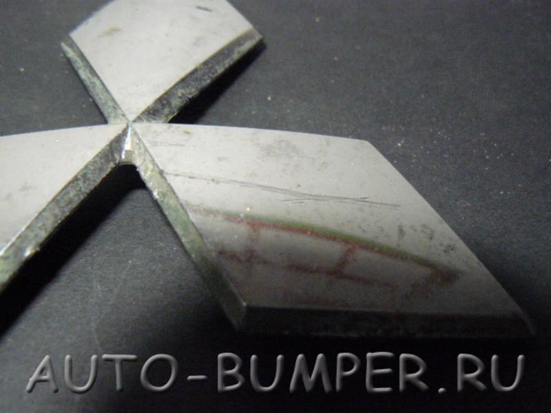 Mitsubishi Lancer 9 Эмблема решётки радиатора MN126476