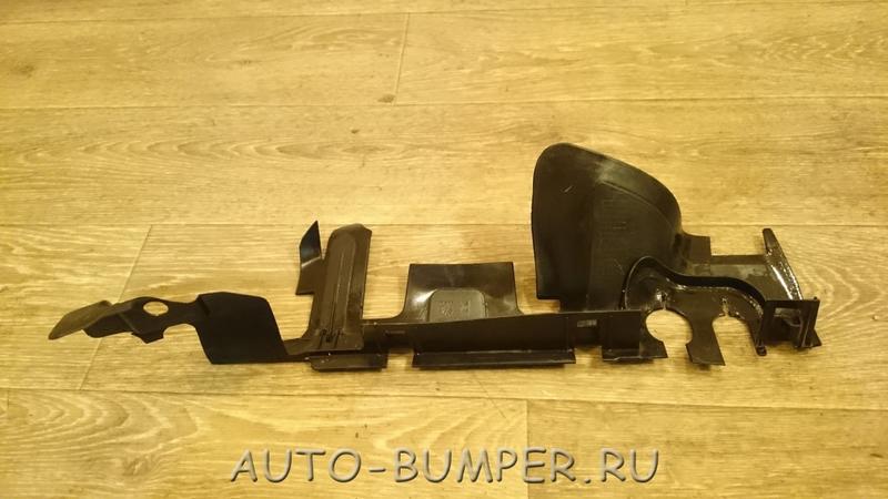 Volkswagen Jetta 2011- Дефлектор радиатора правый 5C6121284 5C6121284A