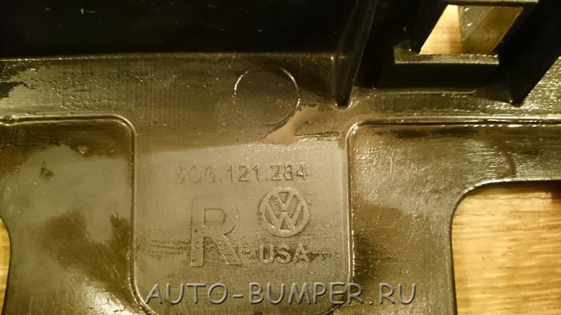 Volkswagen Jetta 2011- Дефлектор радиатора правый 5C6121284 5C6121284A