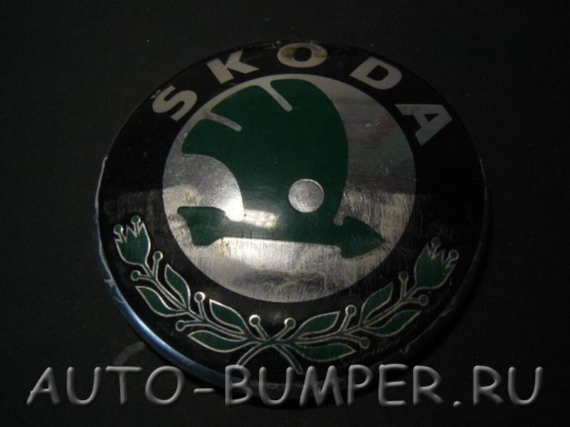 Skoda Octavia A5 эмблема 3U0853621B