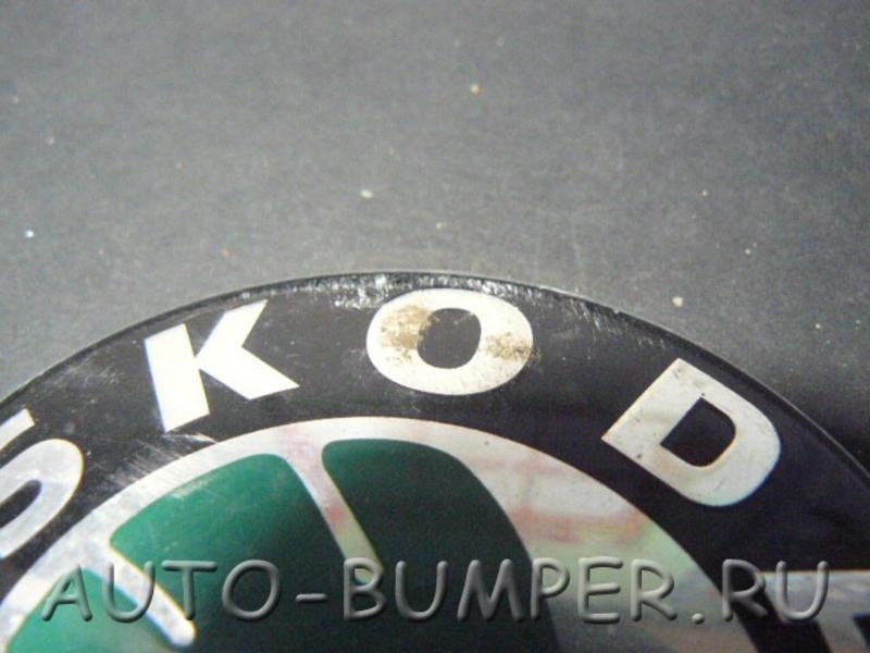 Skoda Octavia A5 эмблема 3U0853621B
