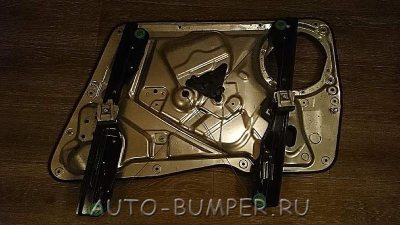 VW Tiguan 2007- Стеклоподъемник передней левой двери 5N1837729F 5N0837461