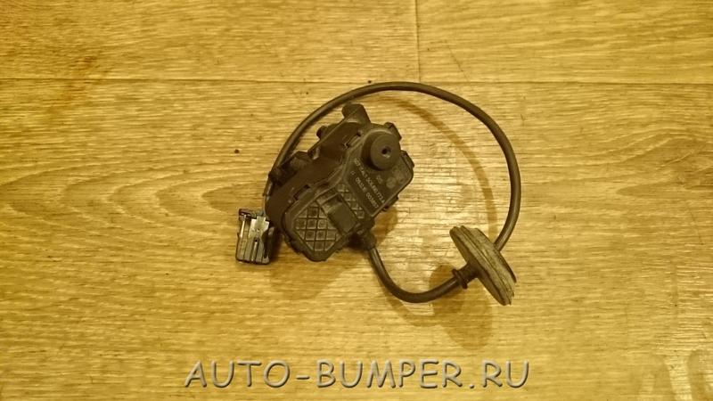 Volkswagen Skoda Привод крышки топливного бака 5C6810773A