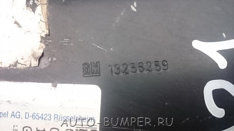 Chevrolet Cruze седан 2009- Суппорт заднего фонаря правый  13397699 13256259