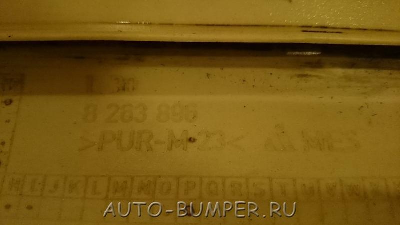 Range Rover L322 2002- Молдинг двери передней правой нижний 8263896 LR006221