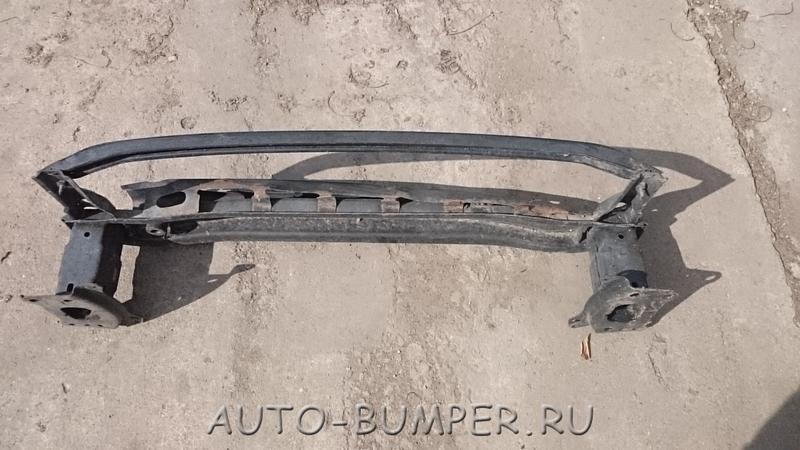 VW Golf 2011- Усилитель переднего бампера 5K0807109P 5K0807109K