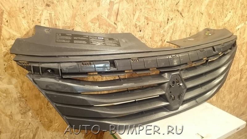 Renault Logan 2010- Решетка радиатора 8200752748