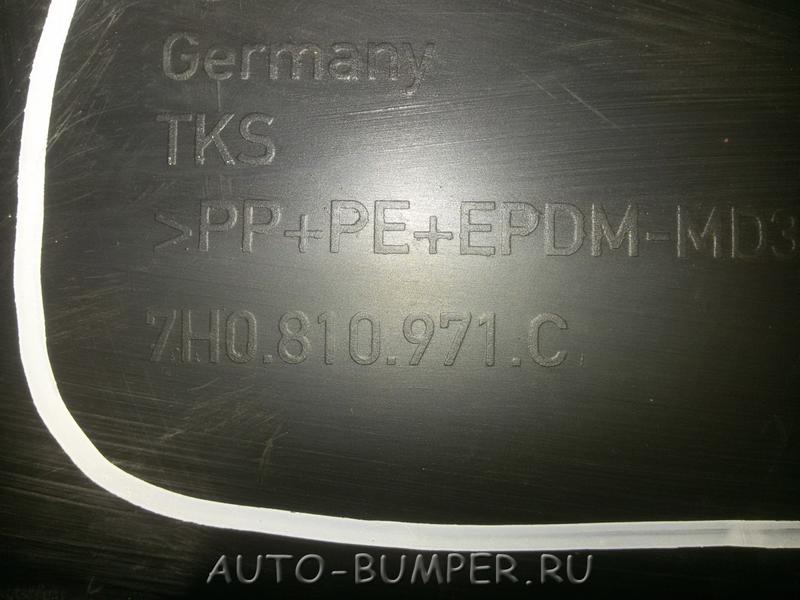 Volkswagen Transporter 2006- Подкрылок левый задний 7H0810971C