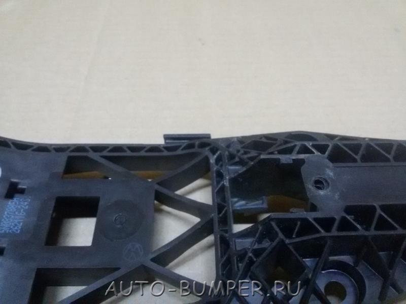 Volkswagen Tiguan 2008- Кранштейн ручки двери передняя левая 5N0837885H