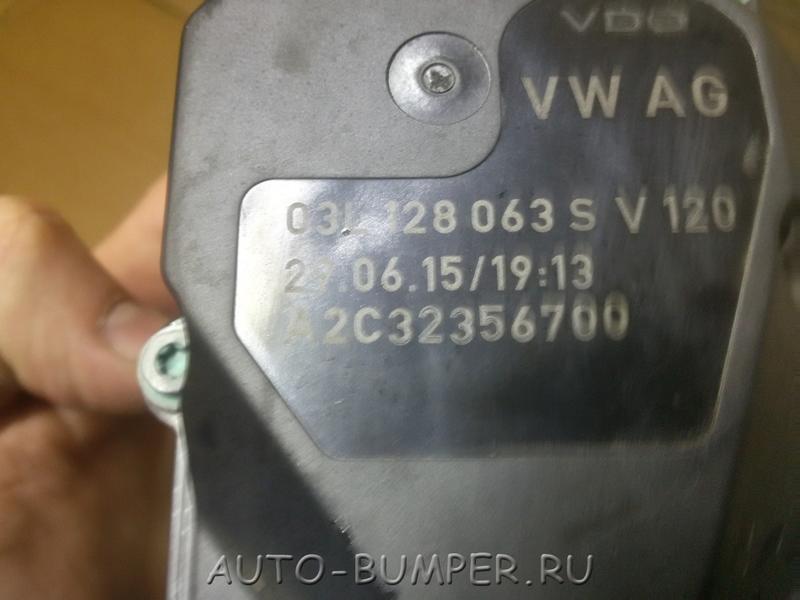 Volkswagen Crafter 2010- Заслонка дросельная 03L128063S