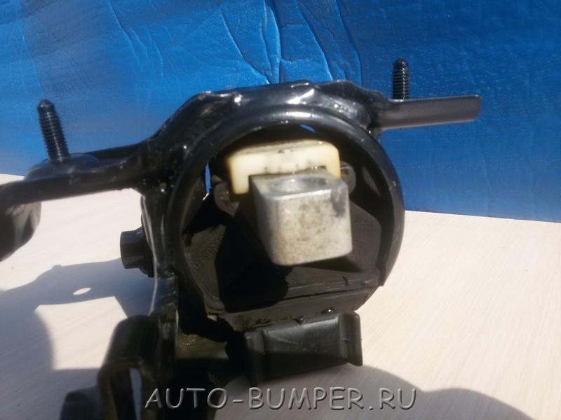 VW Polo 2011- Подушка двигателя левая  6RF199555G