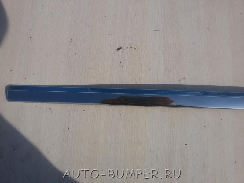 VW Transporter 2010- молдинг двери передней правой 7E0853054 7E08530542ZZ