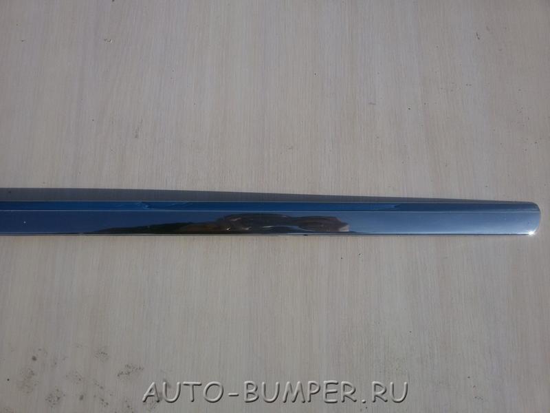 VW Transporter 2010- молдинг двери передней правой 7E0853054 7E08530542ZZ