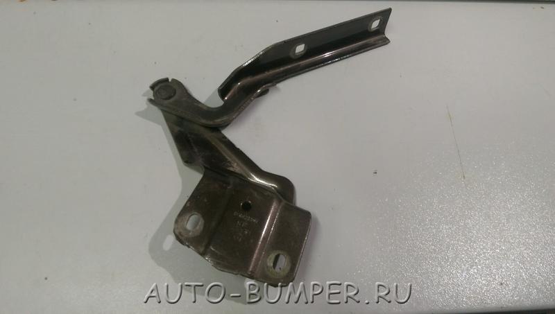 VW Jetta 2011- Петля капота левая 5C6823301