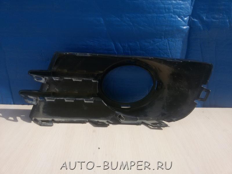 VW Tiguan 2011- Решетка ПТФ правая 5N0853666G; 5N0853666G9B9