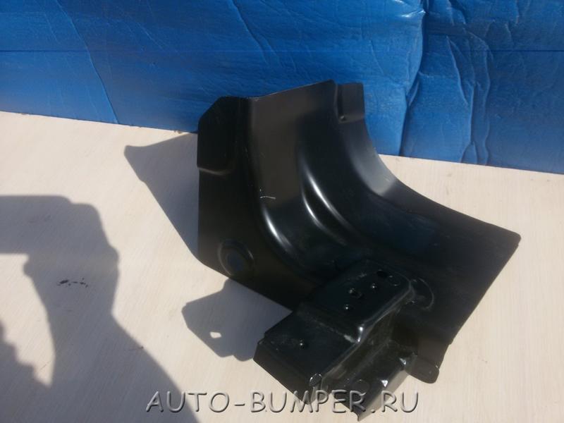 VW Touareg 2011- Косынка задка правая нижняя 7P6810504
