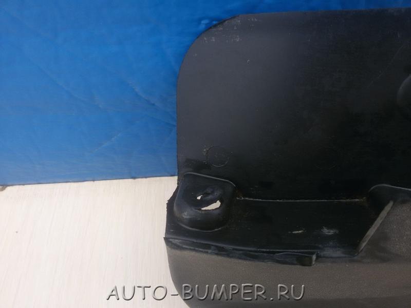 VW Touareg 2011- Брызговик передний правый 7P0075111