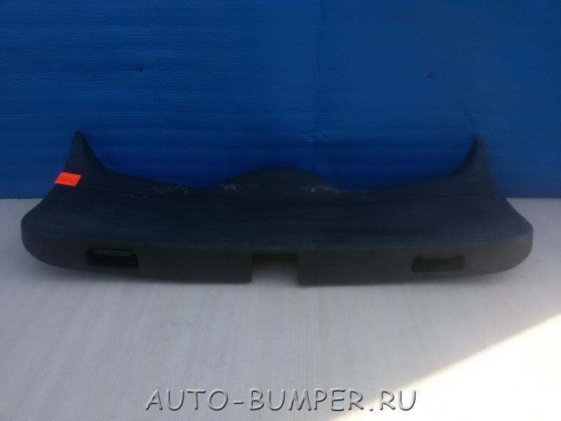 Ford Focus 2 Хетчбэк 2005- Обшивка крышки багажника 4M51A40411A, 1701355