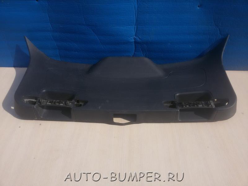Ford Focus 3 хетчбэк 2012- Обивка двери багажного отделения	 1755934 BM51A40411AF35B8