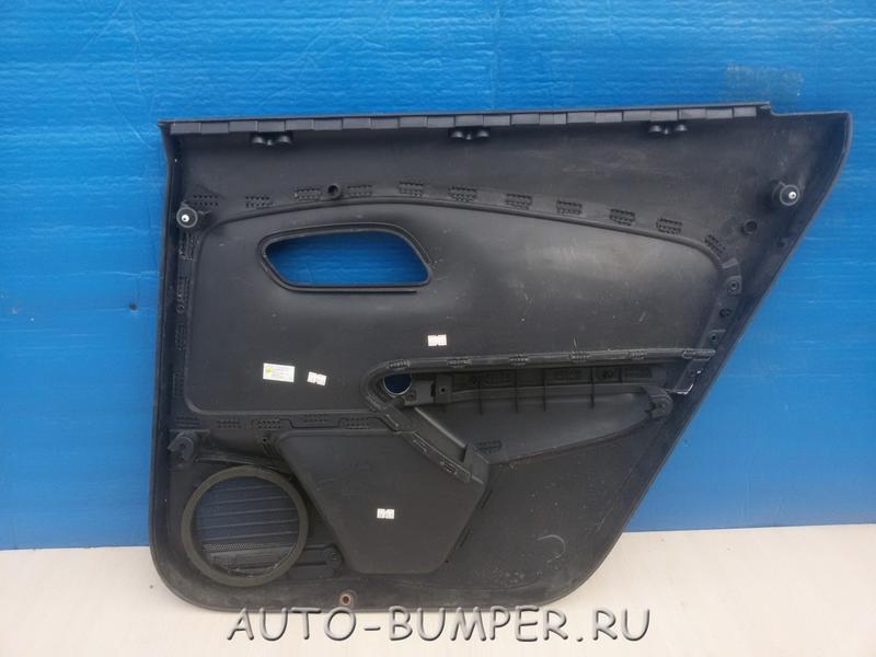 VW Polo Седан 2010- Обшивка двери задней левой 6RU867211