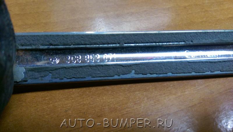 Volkswagen Passat CC 2009- Молдинг двери передней левой 3C8853071; 3C8853071A2ZZ