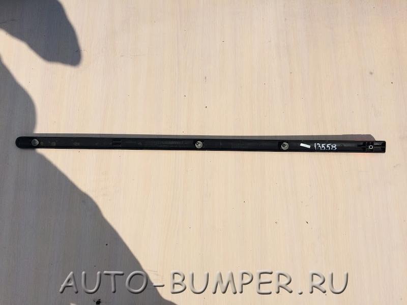 Renault Logan 2009- Молдинг передней двери (левый-правый) 8200209755