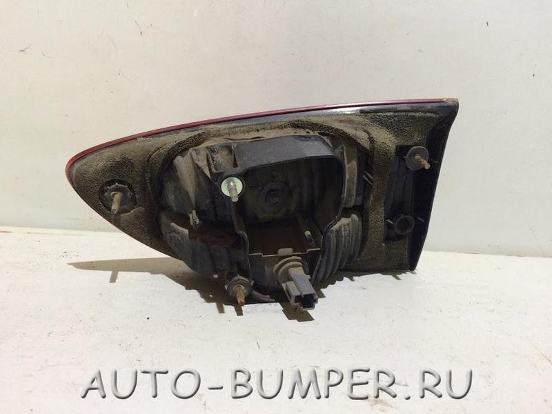 Subaru Tribeca 2006- фонарь задний левый внутренний 84251-XA11B