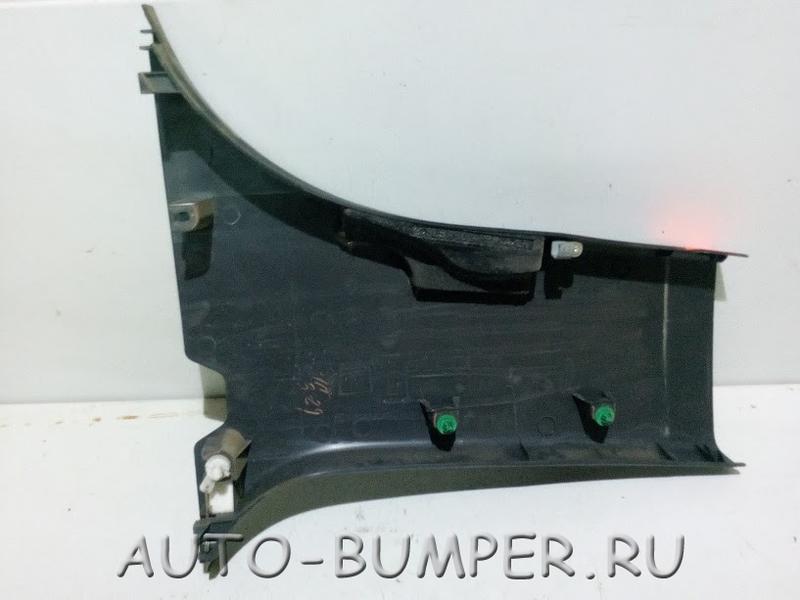 Subaru Tribeca 2006- Накладка центральной стойки нижняя левая 94022-XA01C-MW