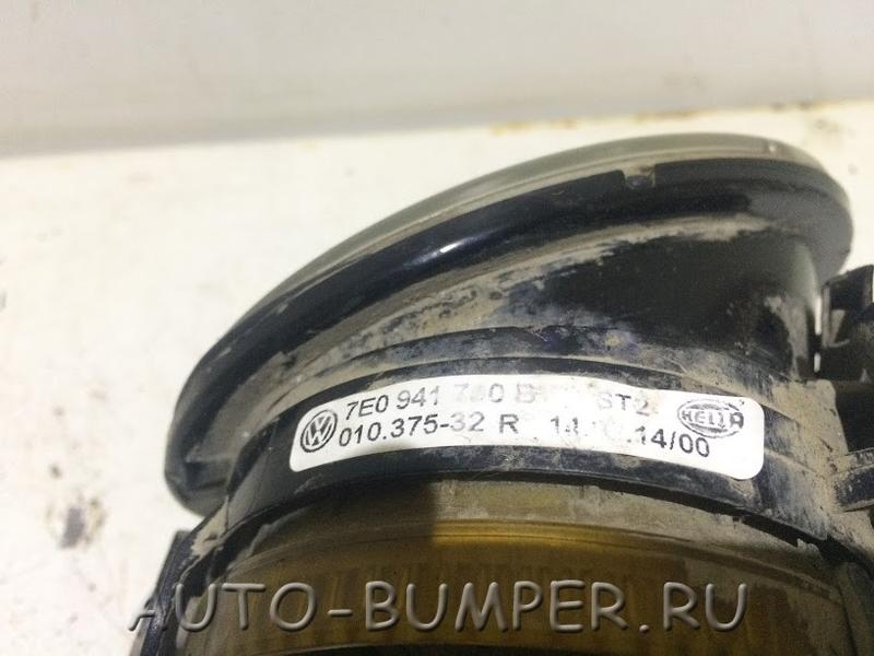 Volkswagen Transporter 2003- Фара противотуманная правая 7E0941700B
