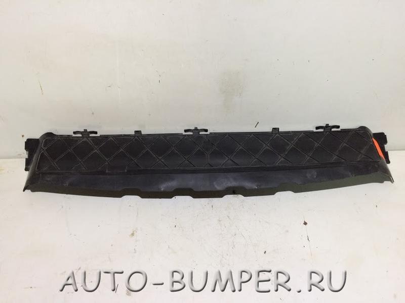 VW Tiguan 2011- Воздуховод радиатора нижний 5N0121341B