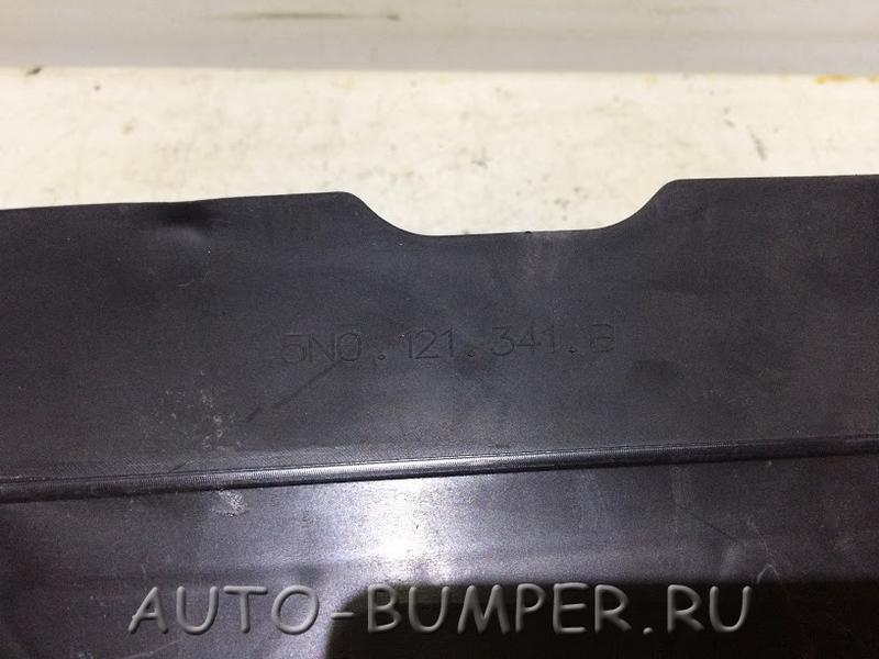 VW Tiguan 2011- Воздуховод радиатора нижний 5N0121341B