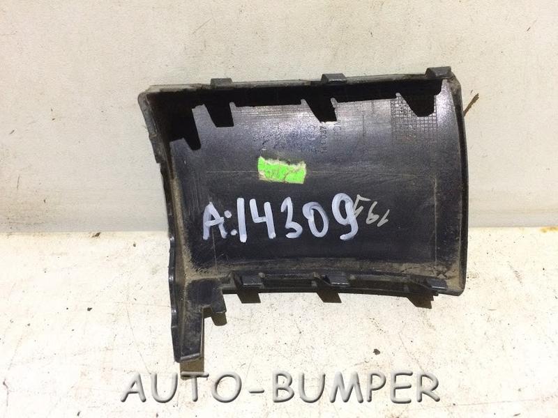 Skoda Yeti 2009- Планка под фонарь правая 5L6813346